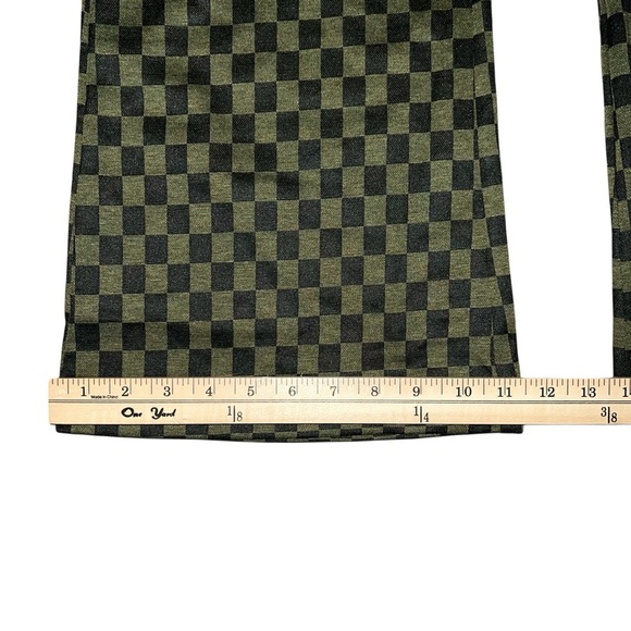 Checkered Black and Green Pants size large nwt - Picture 6 of 6